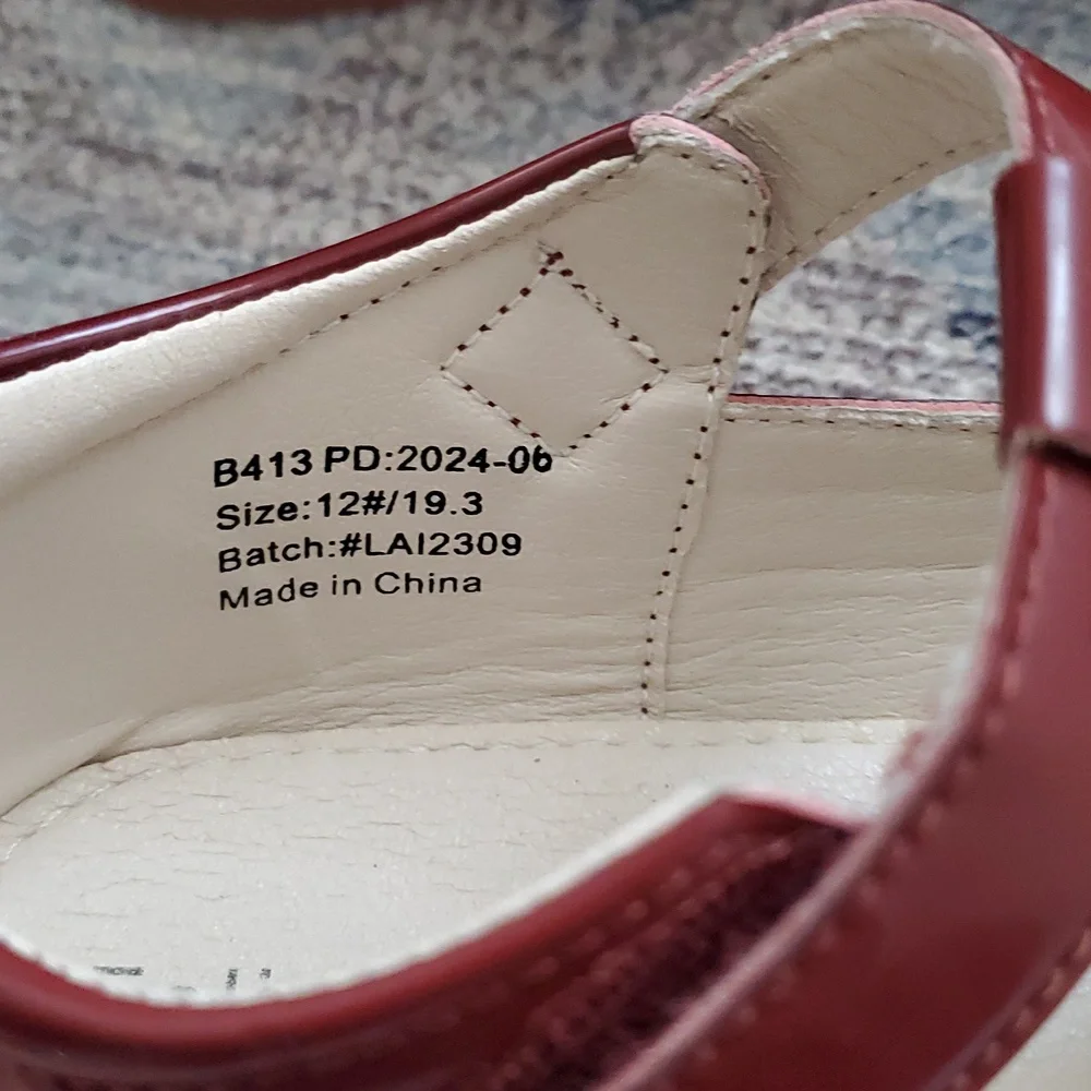 Felix & Flora Girls Patent Burgundy Mary Jane Bow Shoes Sz12